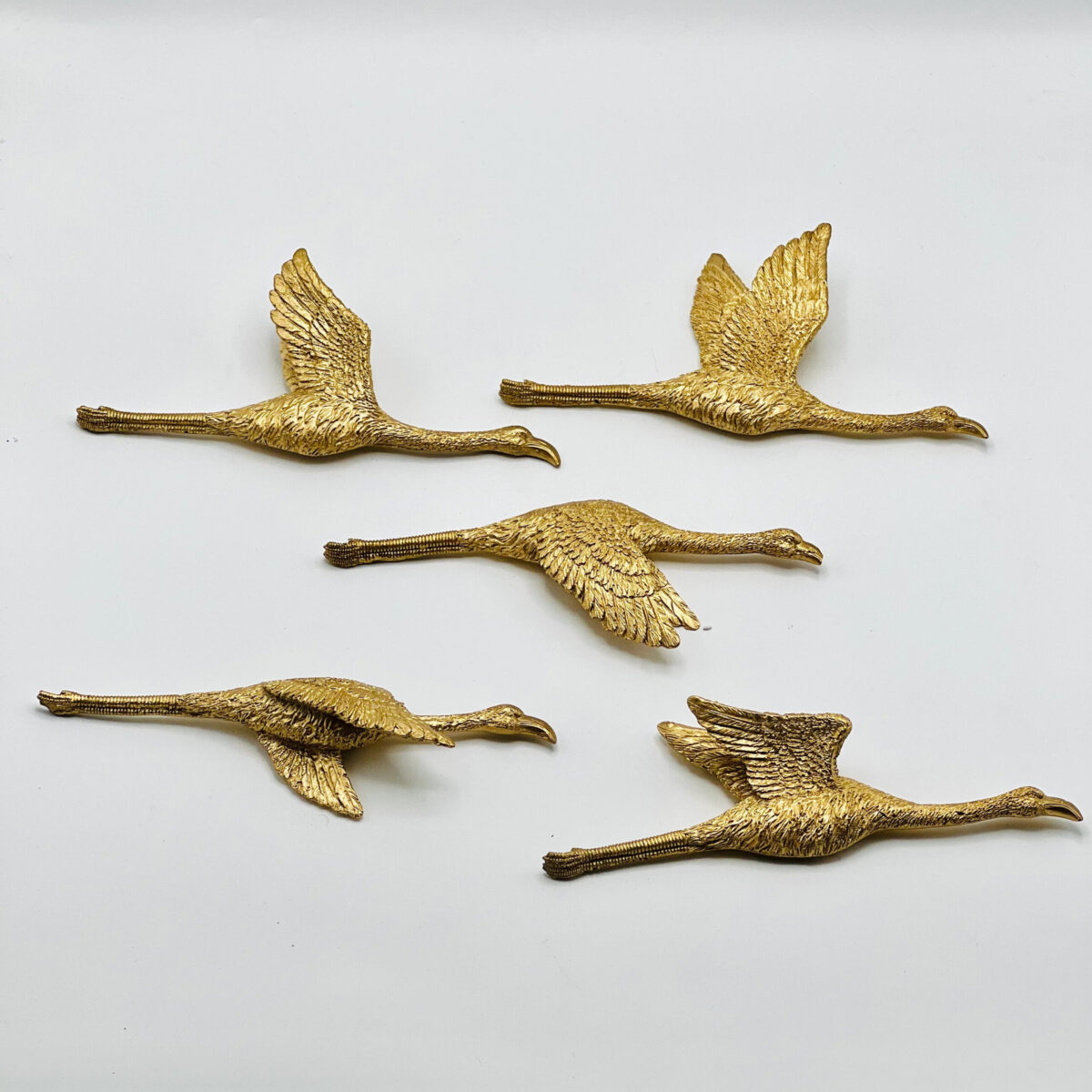 Swan Wall Décor - Image 1