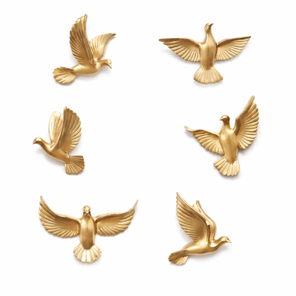Golden Flying Dove Wall Décor Set – Luxury Metal Bird Art