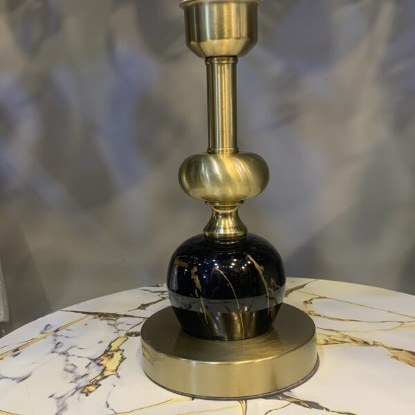 Lamp 16
