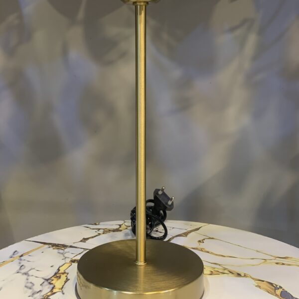 Lamp 11