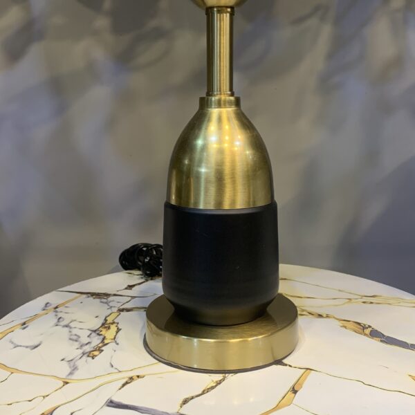 Lamp 7