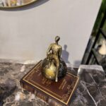 Vintage Golden Reading Man Sculpture – Fiber Resin Book Lover Figurine for Home, Office & Study Décor