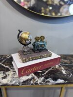 Vintage World Explorer & Card Holder - Image 2