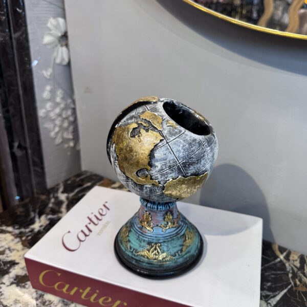 Vintage Globe Holder