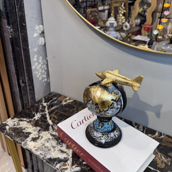 Globe Aeroplane Holder